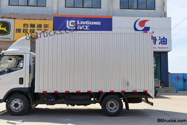 Foton Forland M6 130hp 4X2(6 wheels) 4.14m Single Row Van Light Truck (WLY6 gears) Body (2) | 86Trucks