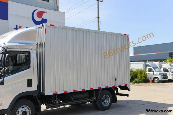 Foton Forland M6 130hp 4X2(6 wheels) 4.14m Single Row Van Light Truck (WLY6 gears) Body (1) | 86Trucks