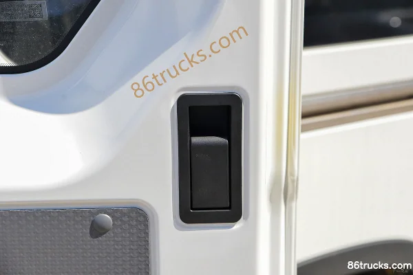 FotonU7 2025 Deluxe Edition 6-Seat Pure Electric Light Bus AiYiKe 50.23kWh Body (2) | 86Trucks