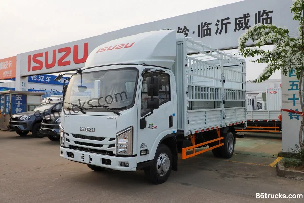 Jiangxi Isuzu Yifang EMT7 pro 2,5L diesel 174 ch 4X2(6 roues) WLY 6 vitesses camion léger à ridelles 4,2 m cabine simple Extérieur (3) | 86T