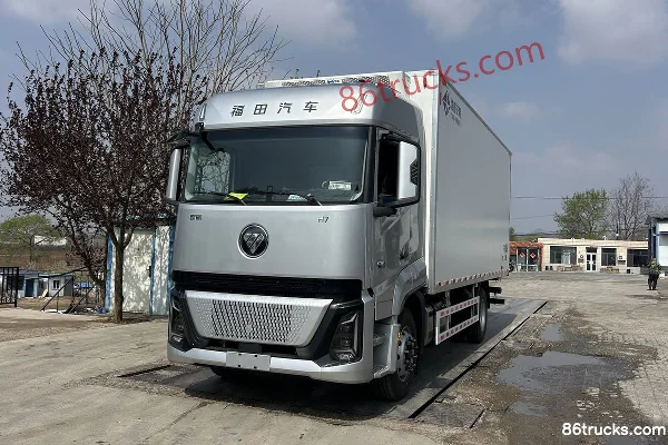 Foton H7 7L Diesel 330hp 4X2(6 wheels) 6.8m Refrigerated Truck Exterior (3) | 86Trucks