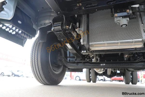 FAW Jiefang Hu VN Zhaocaihu 2.5L Diesel 150hp 4X2(6 wheels) WLY 5-speed 4.2m Single Row Van Truck Chassis (2) | 86Trucks