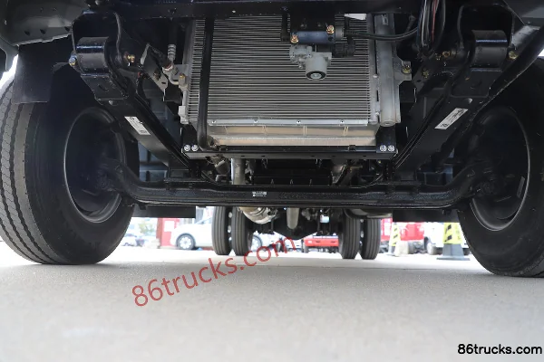 FAW Jiefang Hu VN Zhaocaihu 2.5L Diesel 150hp 4X2(6 wheels) WLY 5-speed 4.2m Single Row Van Truck Chassis (1) | 86Trucks