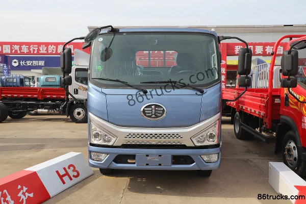 FAW Jiefang New Zhaocaihu 2.5L Diesel 150hp 4X2(6 wheels) WLY 5-Speed 4.2m Single-Row Flatbed Truck Exterior (2) | 86Trucks
