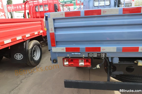 FAW Jiefang New Zhaocaihu 2.5L Diesel 150hp 4X2(6 wheels) WLY 5-Speed 4.2m Single-Row Flatbed Truck Body (3) | 86Trucks