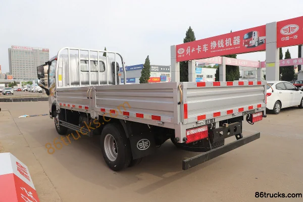FAW Jiefang Hu 6G H3 Medium 2.2L diesel 150 ch 4X2(6 roues) 5 vitesses 4.2 m cabine simple camion plateau léger Carrosserie (3) | 86Trucks