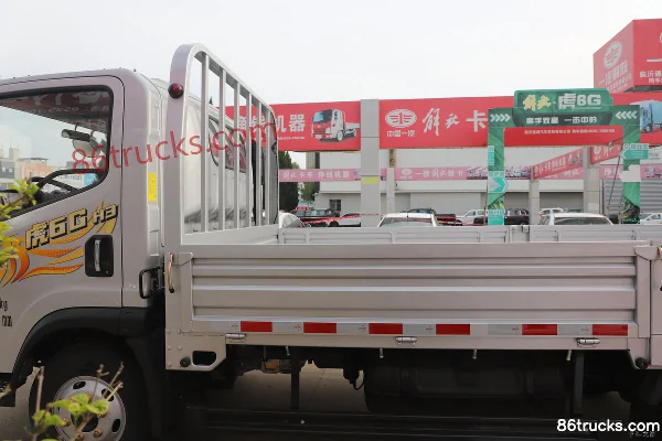 FAW Jiefang Hu 6G H3 Medium 2.2L diesel 150 ch 4X2(6 roues) 5 vitesses 4.2 m cabine simple camion plateau léger Carrosserie (1) | 86Trucks