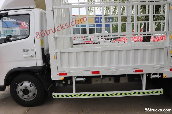 Foton Zhilan EM 4.5T 4.17 m cabine simple camion à ridelles électrique pur 77.28 kWh 4X2(6 roues) Carrosserie (2) | 86Trucks