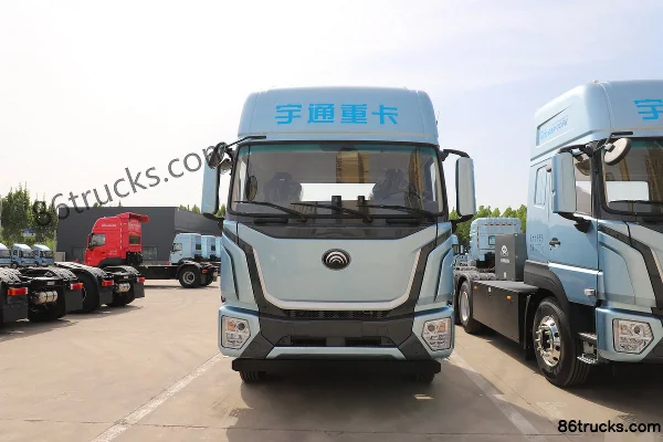 Yutong T-Series 6X4(10 wheels) High Roof Pure Electric Tractor Truck CATL 600kWh Exterior (2) | 86Trucks