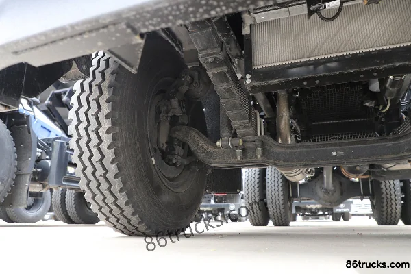 Foton Big Diamond ES5 Pro 4.3L Diesel 200 hp 4X2(6 wheels) Fast Gear 10-speed 3.8m Cab-over Dump Truck Chassis (2) | 86Trucks