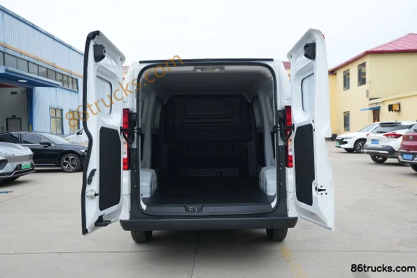 Ruichi EC75 Zhixing Supercharge Edition Beyond Type II 2-Seat Pure Electric Closed Van 50.1kWh Peak Cargo Box (1) | 86Trucks