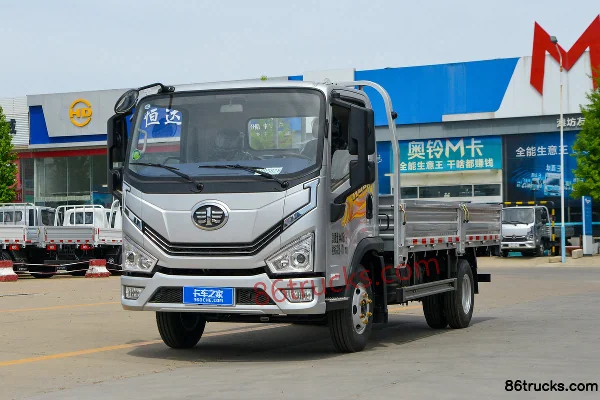 FAW Jiefang Hu 6G Medium Body 140hp 4X2(6 wheels) 4.2m single-row flatbed light truck Exterior (3) | 86Trucks