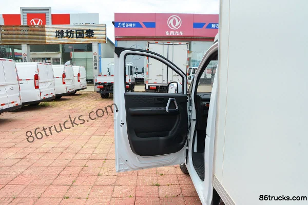 Dongfeng T7 1.6L Gasoline 122 hp 4X2(6 wheels) Dongan 5-speed Hydraulic Brake 3.05m Single-row Van Mini Truck Cab (1) | 86Trucks