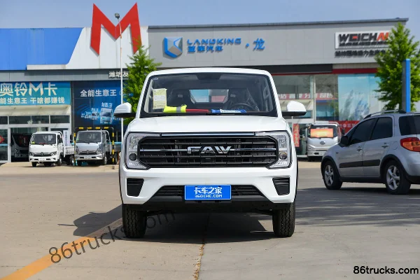 FAW Jiefang 1.6L Gasoline 122 hp 4X2(6 wheels) 5-Speed 2.71m Double Row Flatbed Mini Truck (Single Rear Tire) Exterior (2) | 86Trucks