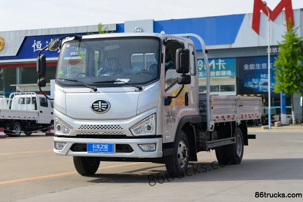 FAW Jiefang New Zhaocaihu Pro 2.5L Diesel 150 hp 4X2(6 wheels) 5-Speed Air Brake 3.82m Semi-Row Flatbed Light Truck Exterior (3) | 86Trucks