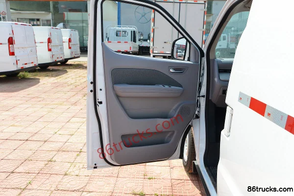 Ruichi R5 Cargo Version 2026 Model Smart Supercharge Edition Beyond Type I 2-seat pure electric enclosed truck Gotion 58.24kWh Cab (2) | 86T