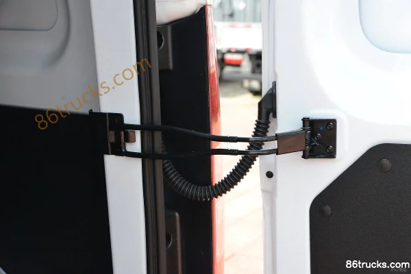 Ruichi R5 Cargo Version 2026 Model Smart Supercharge Edition Beyond Type I 2-seat pure electric enclosed truck Gotion 58.24kWh Body (2) | 86