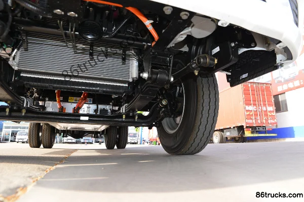 Foton Zhilan EM Hydraulic Brake 4.17m Single Row Pure Electric Flatbed Micro Truck Yiwei 81.59kWh 4X2(6 wheels) Chassis (3) | 86Trucks
