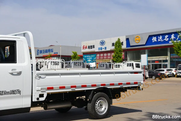 FAW Jiefang 1.6L Gasoline 122 hp 4X2(6 wheels) 5-Speed 3.47m Single Row Flatbed Mini Truck Body (1) | 86Trucks