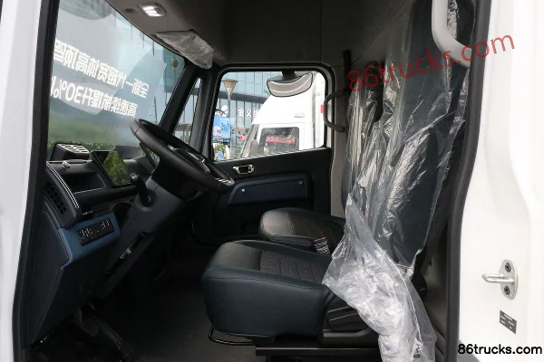 JAC Kunpeng ET9 Flagship Edition 4X2(6 wheels) 4.055m Single Row Pure Electric Refrigerated Truck CATL 120.27kWh Cab (2) | 86Trucks