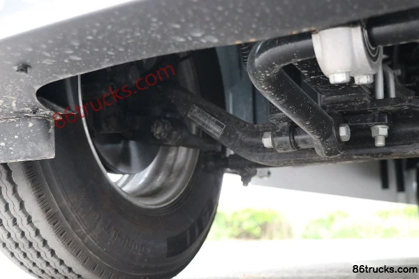 JAC Kunpeng ET9 Flagship Edition 4X2(6 wheels) 4.055m Single Row Pure Electric Refrigerated Truck CATL 120.27kWh Chassis (2) | 86Trucks