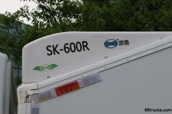JAC Kunpeng ET9 Flagship Edition 4X2(6 wheels) 4.055m Single Row Pure Electric Refrigerated Truck CATL 120.27kWh Body (1) | 86Trucks