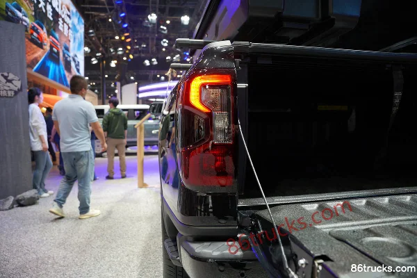 Ford Ranger 2023 Trend Edition 2.3T Diesel 186hp 4WD Automatic Double Cab Pickup Official Photos (3) | 86Trucks