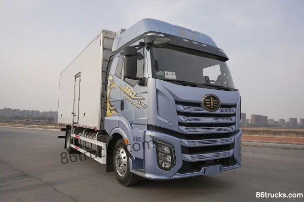 FAW Jiefang FAW Jiefang J6V Heavy Truck Refrigerated Truck