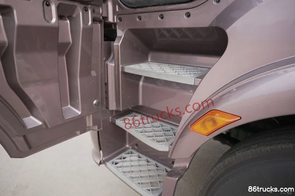 FAW Jiefang J6V Elite Edition 7.8L Diesel 320 hp 4X2(6 wheels) FAW Jiefang 8-Speed 9.6m Van Cargo Truck Cab (3) | 86Trucks