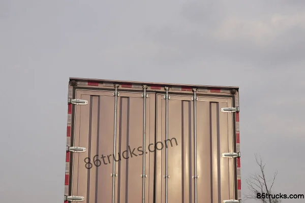 FAW Jiefang J6V Elite Edition 7.8L Diesel 320 hp 4X2(6 wheels) FAW Jiefang 8-Speed 9.6m Van Cargo Truck Body (3) | 86Trucks