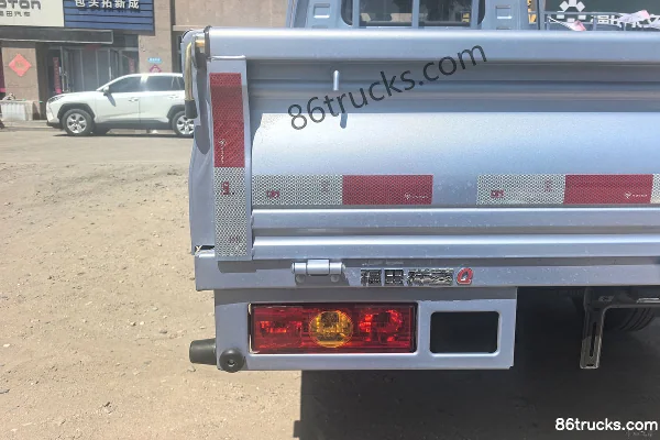 Foton Xiangling Q Split Luxury 1.6L 120 hp 4X2(6 wheels) gasoline 2.5m double-row flatbed mini truck Body (1) | 86Trucks