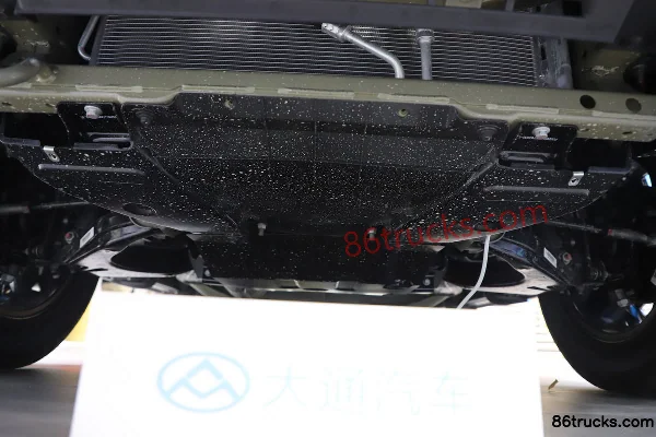 SAIC MAXUS Interstellar L 2023 Elite 2.0T Diesel 143hp Manual 4WD Flat Box Double Cab Pickup Body (1) | 86Trucks