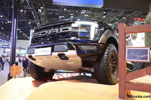 Ford F-150 Series 2019 3.5T Gasoline 4WD Double Cab Pickup LTD (China VI) (2) | 86Trucks
