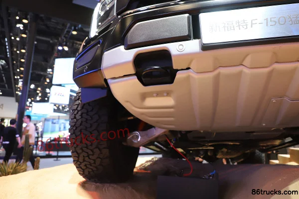 Ford F-150 Series 2019 3.5T Gasoline 4WD Double Cab Pickup LTD (China VI) Body (2) | 86Trucks
