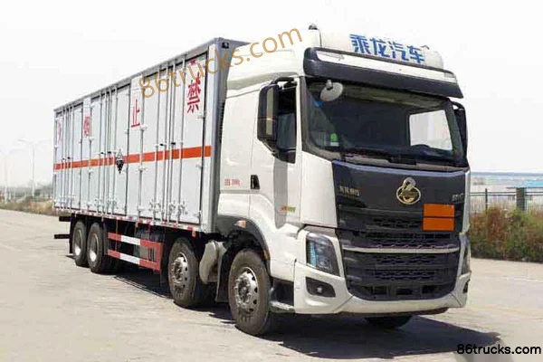 Dongfeng H7 350 hp 8X4(12 wheels) 9.5m Corrosive Goods Box Transport Truck (Huatong Brand) Exterior
