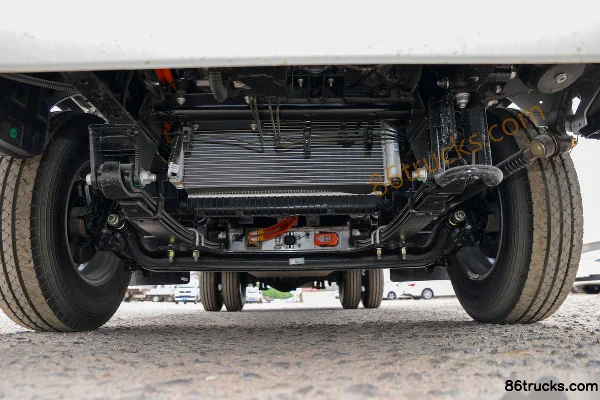Shidai Linghang M5 4.26m Single Row Pure Electric Box Light Truck CATL 100.96kWh 4X2(6 wheels) Chassis (1) | 86Trucks