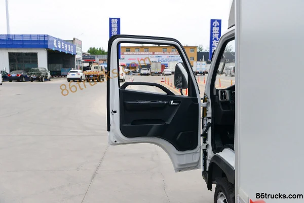 Foton V Card 2.3L Diesel 142hp 4X2(6 wheels) WLY 5-Speed 3.89m Extended Cab Van Truck (1) | 86Trucks