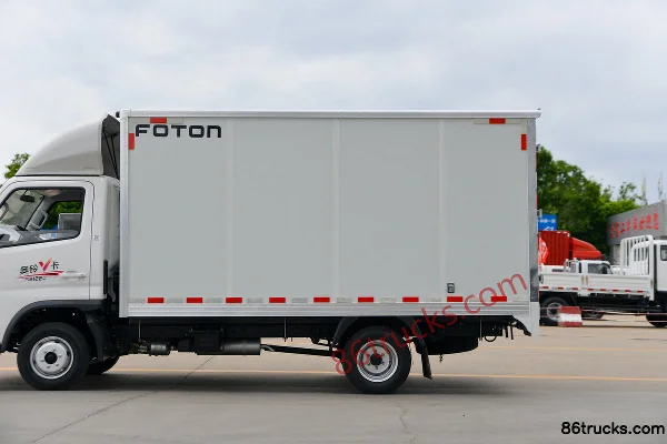 Foton V Card 2.3L Diesel 142hp 4X2(6 wheels) WLY 5-Speed 3.89m Extended Cab Van Truck Body (2) | 86Trucks
