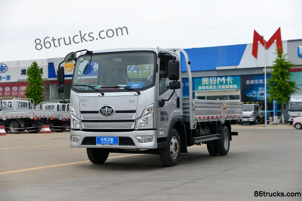 FAW Jiefang Lingtu 180hp 4X2(6 wheels) 5.2m single-row flatbed cargo truck (Fast Gear 8-speed) Exterior (3) | 86Trucks