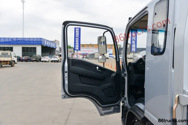 SHACMAN Commercial Vehicle Delong G200 170hp 4X2(6 wheels) 3.82m Semi-Forward Flatbed Light Truck Cab (1) | 86Trucks