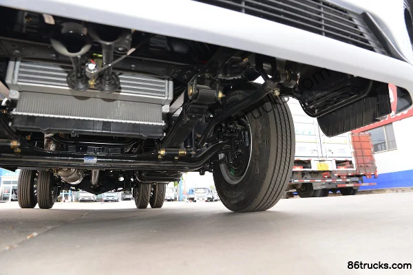 SHACMAN Commercial Vehicle Delong G200 170hp 4X2(6 wheels) 3.82m Semi-Forward Flatbed Light Truck Chassis (3) | 86Trucks