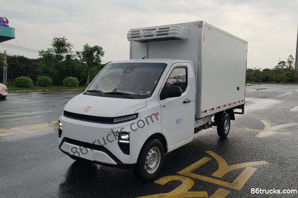 FARIZON F1E 4X2(6 wheels) 3.16m Single Row Electric Refrigerated Truck (Bawanglong) Xuanwu 51.39kWh Exterior (2) | 86Trucks