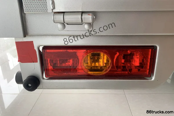 Foton Xiangling V1 1.5L 116 ch 4X2(6 roues) essence 2,3 m double rangée camion plateau à ridelles (China VI) Carrosserie (3) | 86Trucks