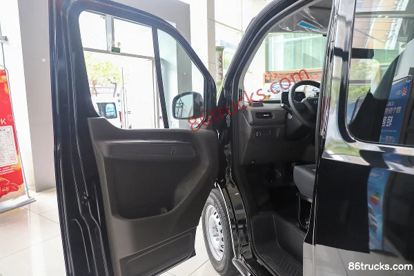 JMC E Fushun 2025 clear window version electric 5-seat 4.885m short wheelbase low roof van 41.86kWh Cabine (1) | 86Trucks