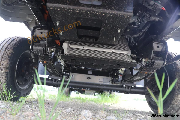 JMC E-Shunda 3.7m Single Row Pure Electric Flatbed Light Truck Shidai Xin'an 63.75kWh 4X2(6 roues) Châssis (1) | 86Trucks