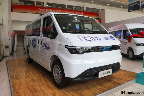 JMC E Fushun 2025 Windowed Edition 7-seat medium wheelbase low roof electric light bus CATL 77.28kWh Exterior