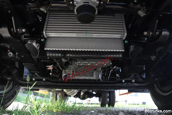 JMC Kaiyun+ Narrow Body 2.5L Diesel 136hp 4X2(6 wheels) WLY 5-Speed Hydraulic Brake 3.2m Double Row Flatbed Light Truck Chassis (1) | 86Truc
