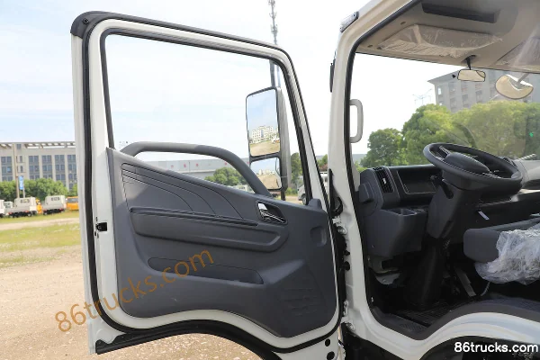 JMC E-Luda Max Wide Body Air Brake 4.2m Single Row Pure Electric Flatbed Light Truck CATL 140.41kWh 4X2(6 wheels) Cab (3) | 86Trucks