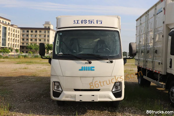 JMC Shunda 2025 EV 4X2(6 wheels) hydraulic brake 3.8m single-row box light truck Times Xin'an 63.75kWh Exterior (2) | 86Trucks