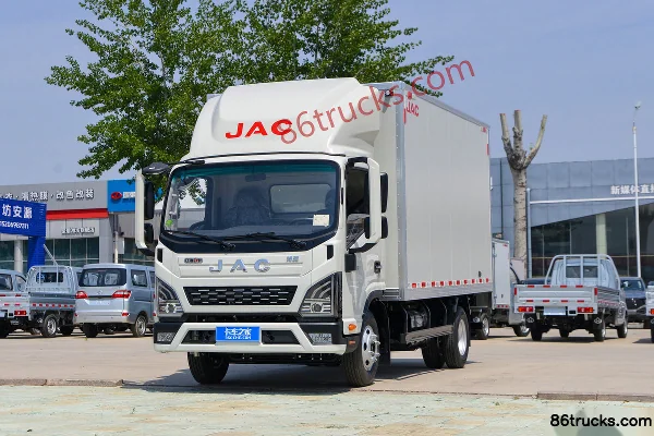 JAC Lingpao L6 CNG 150hp 4X2(6 wheels) Xingrui 6-speed 3.82m semi-row van light truck Exterior (3) | 86Trucks